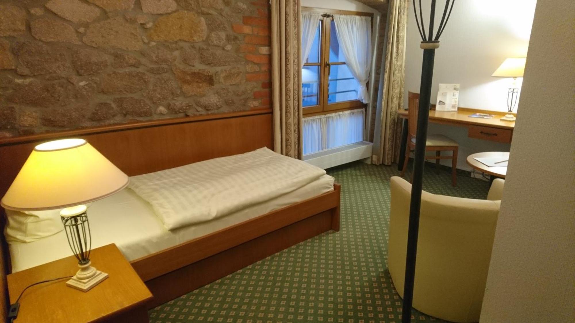 Ankerhof Hotel Halle  Extérieur photo
